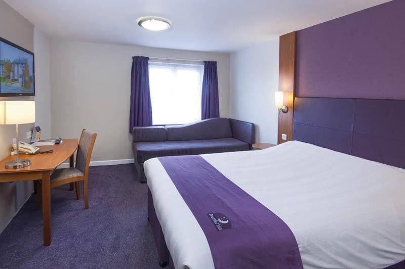Premier Inn Leeds City Centre Exterior foto